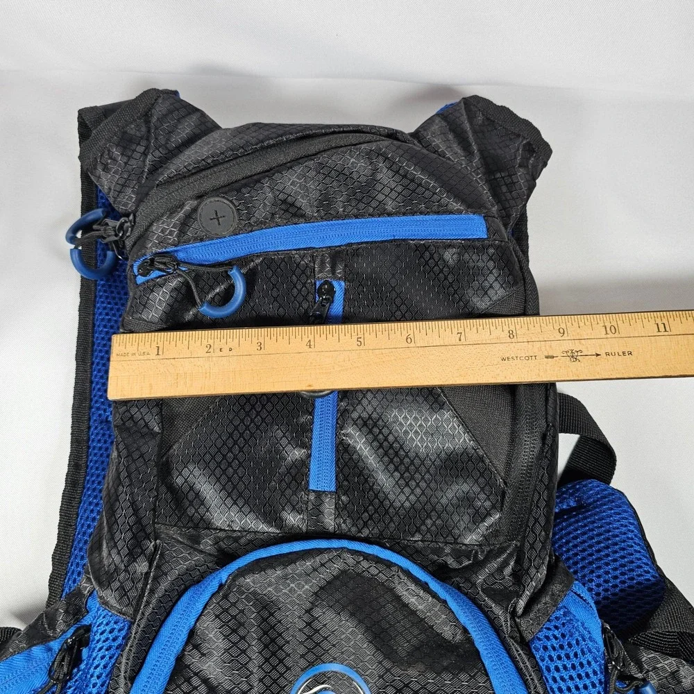 Innerfit Black and Blue Backpack Hiking Daypack Travel Bag Camel Pack No Bladder